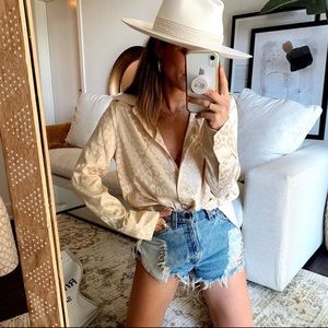 Classic 12th Tribe Champagne Top